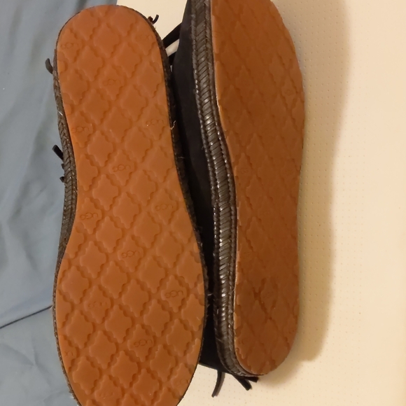 Like new UGGs Shenendoah Australia boots/booties size 8 - Picture 10 of 14